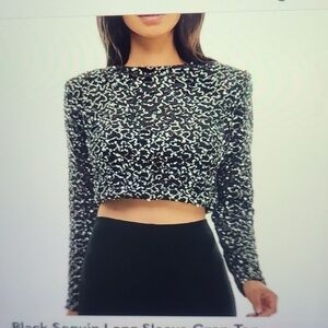 Alex & Sophia Beaded and pearl crop top XS NWT